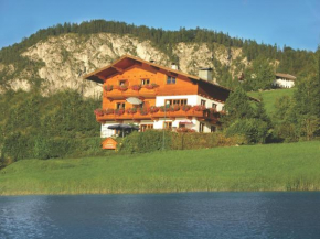 Haus Seeblick am See